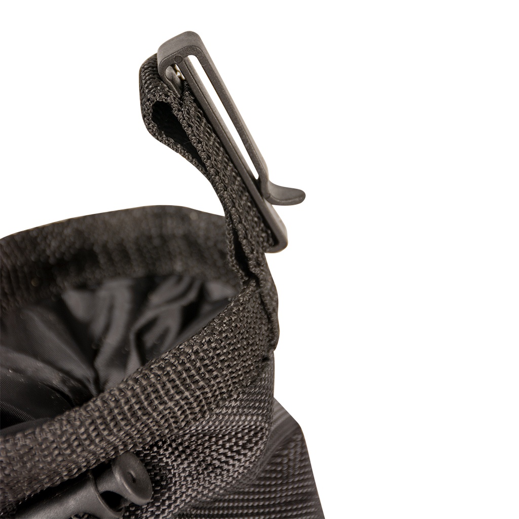 Duvo+ Treat Pouch 11X11X14cm Black/Red